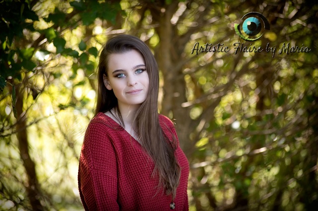 Model:  Lauren Reedy, Class of 2021, Pickerington Central High School, Ohio